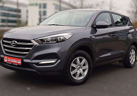 Hyundai Tucson blue Classic 2WD,1.Hand Scheckheft,