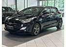 Hyundai i30 YES!*T-LEDER*NAVI*KAMERA*KLIMA*SITZHZG*PDC*