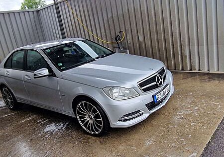 Mercedes-Benz C 180 BlueEFFICIENCY