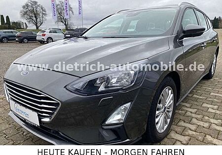 Ford Focus Turnier 1,5 TDi Titanium SHZ AHK PDC ALU