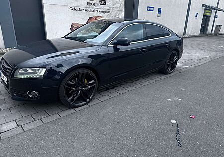 Audi A5 3.2 FSI quattro