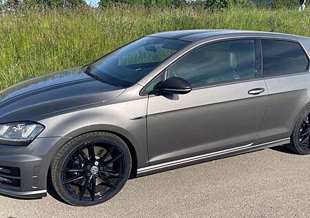VW Golf Volkswagen VII Lim. R BMT DSG 4Motion 19 Zoll Sound