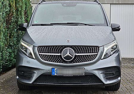 Mercedes-Benz V 300 lang Edition AMG LIEGEPAKET AIRMATIC MBUX AKUSTIK