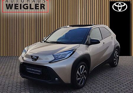 Toyota Aygo (X) Pulse LED,PDC v+h,Klimaaut.Ganzjahresrei