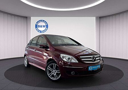 Mercedes-Benz B 200 B CDI Aut XENON*LEDER*H&K*SHZ*PDC*MFL