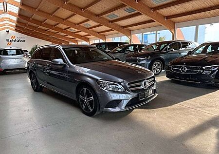 Mercedes-Benz C 220 d T Avantgarde AHK+Distronic+HUD+Multibaem