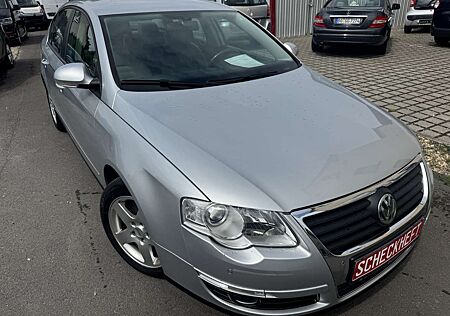 VW Passat Volkswagen Sportline/Scheckheft/Temp/SHZ/Klima/PDC/Alu/