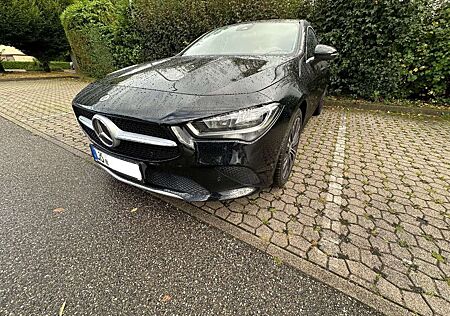Mercedes-Benz CLA 180 Progressive