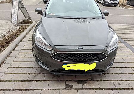 Ford Focus Turnier 1.0 EcoBoost Business Edition