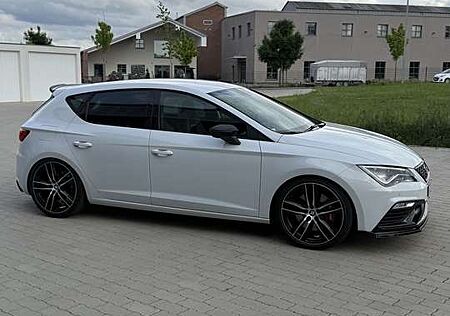 Seat Leon 2.0 TSI Cupra 300 DSG SCHALENSITZE BEATS