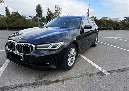 BMW 520d 520 LCI Automatik, M-Lenkrad, Scheckheftgepflegt