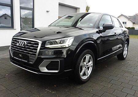 Audi Q2 30 TFSI sport mit AHK LED Navi