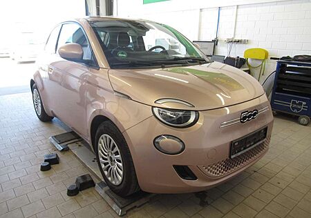 Fiat 500E 320 Km Reichweite Navi - Klimaautomatik