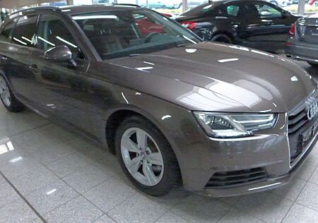 Audi A4 Avant Basis Ultra-LEDER-NAVI-SPORTFAHR