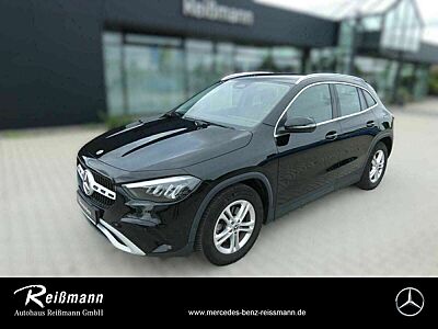 Mercedes-Benz GLA 180 Navi/Autom./Klima/LED/Park-Assist.