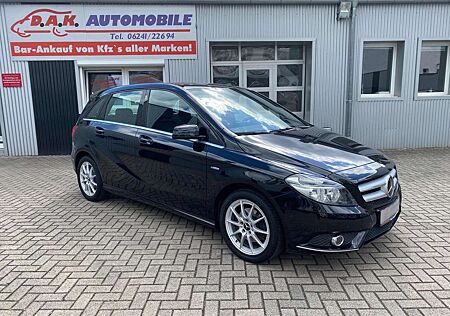 Mercedes-Benz B 180 B -Klasse 2.Hand+89TKM+Navi+PDC+SHZ+LED