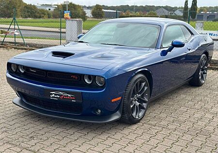 Dodge Challenger V8 6,4 RT 492PS
