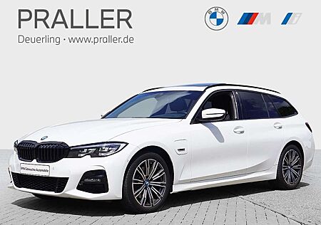 BMW 320 e Touring M Sport Glasdach AHK Kamera Sportsitze L