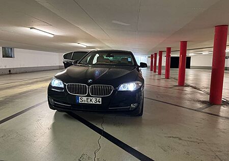 BMW 523i 523 3.0L