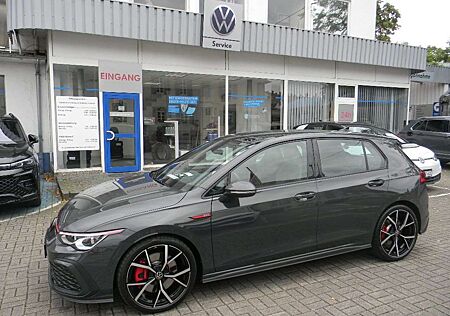 VW Golf Volkswagen VIII Lim. GTI 2,0 TSI DSG PANO KAMERA,LEDER