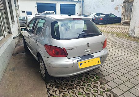 Peugeot 307 HDi 90 Filou