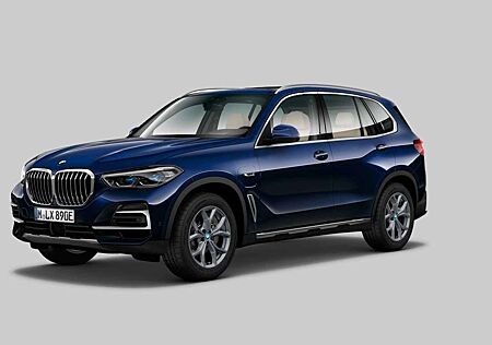 BMW X5 xDr45e PANO-SKY*Sitzkl*Massag*Softcl*AHK*360°