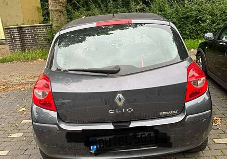 Renault Clio 1.6 SI