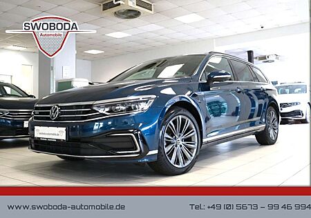 VW Passat Variant Volkswagen Passat GTE R-Line DCC AHK STHZ 360° Pano