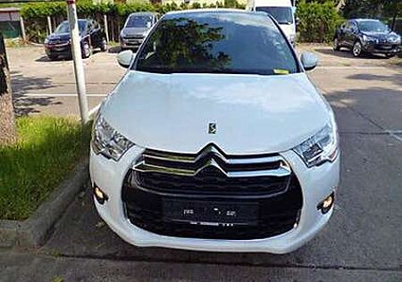 Citroën DS4 gebraucht kaufen Citroën DS4 Citroen VTi 120 Urban Show