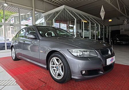 BMW 318 i Lim. +XENON+NAVI+PDC+GLASDACH