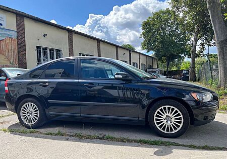 Volvo S40 1.8,Lim.2Hand,Klima,TÜV 10/2025,ZV/FB,NR