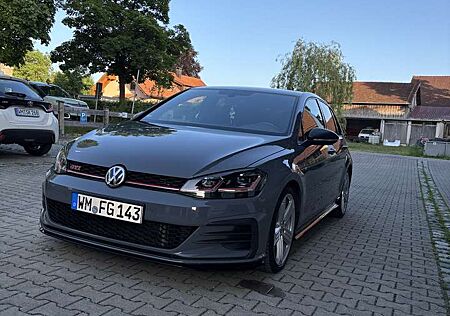 VW Golf GTI Volkswagen TCR 2.0 TSI OPF DSG