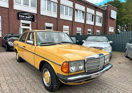 Mercedes-Benz 200 W123 HU/AU:01/2027