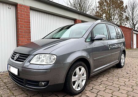 VW Touran Volkswagen Diesel 2.0 TDI Highline