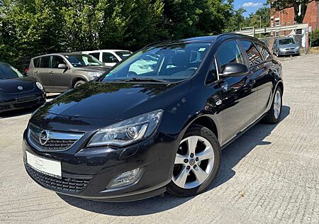 Opel Astra J Sports Tourer Design Edition*Xenon*Navi*