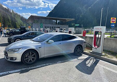 Tesla Model S 85, FreeSupercharging, FullSelfDriving