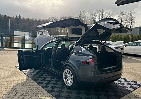 Tesla Model X P90D L | MCU2 | SC01 | 6SEATER |