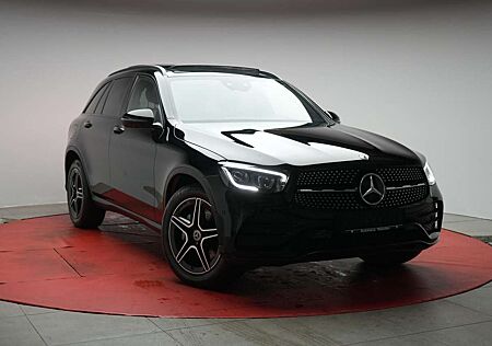 Mercedes-Benz GLC 300 d 4Matic 9G AMG Navi/Distronic/Kamera/Vi