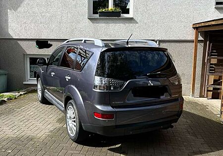 Mitsubishi Outlander 2.4 4WD