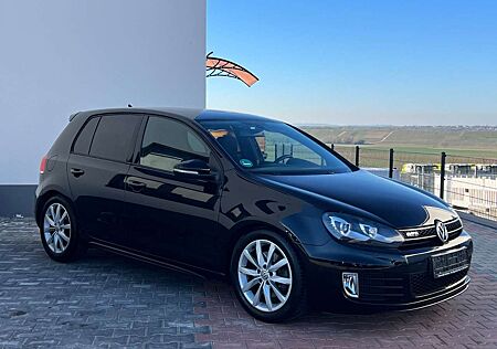 VW Golf Volkswagen VI 2.0 GTD*BI-XENON*NAVI*TEMPOMAT*