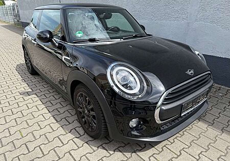 Mini ONE 3-trg. /SHZ/PDC/NAVI/Chili
