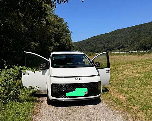 Hyundai STARIA 2.2 CRDi Allrad Prime