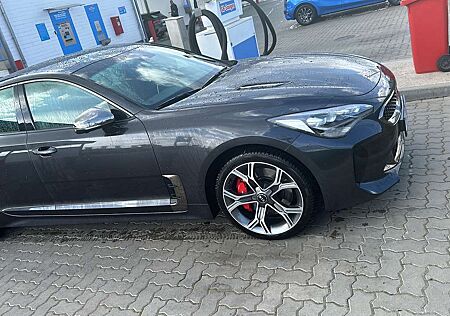 Kia Stinger 3.3 T-GDI AWD GT