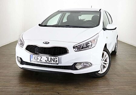 Kia Cee'd Ceed / 1.4 CVVT*Ambiente*2-Zonen*Parkhilfe*