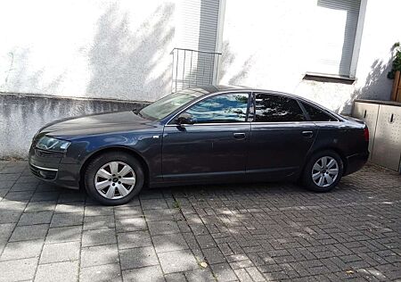 Audi A6 2.4