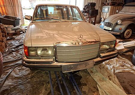 Mercedes-Benz 280 SE