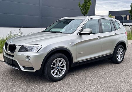 BMW X3 Baureihe xDrive 20d/AHK/SHZ/PDC/Gepflegt
