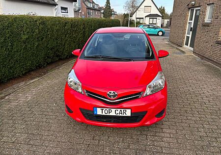 Toyota Yaris Life 1 Hand