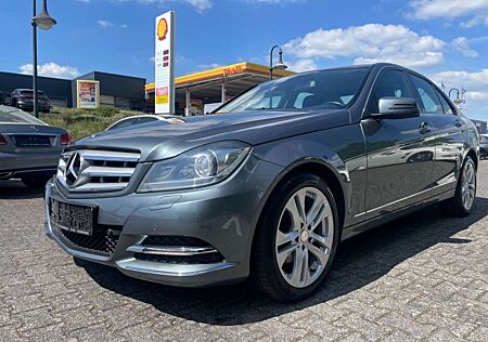 Mercedes-Benz C 200 CGI Avantgarde BlueEfficiency