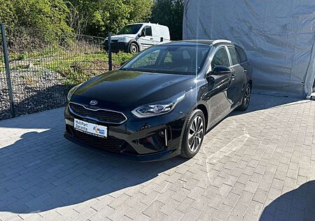 Kia Ceed SW / cee'd SW 1.6 Aut./Navi/Kamera/LED